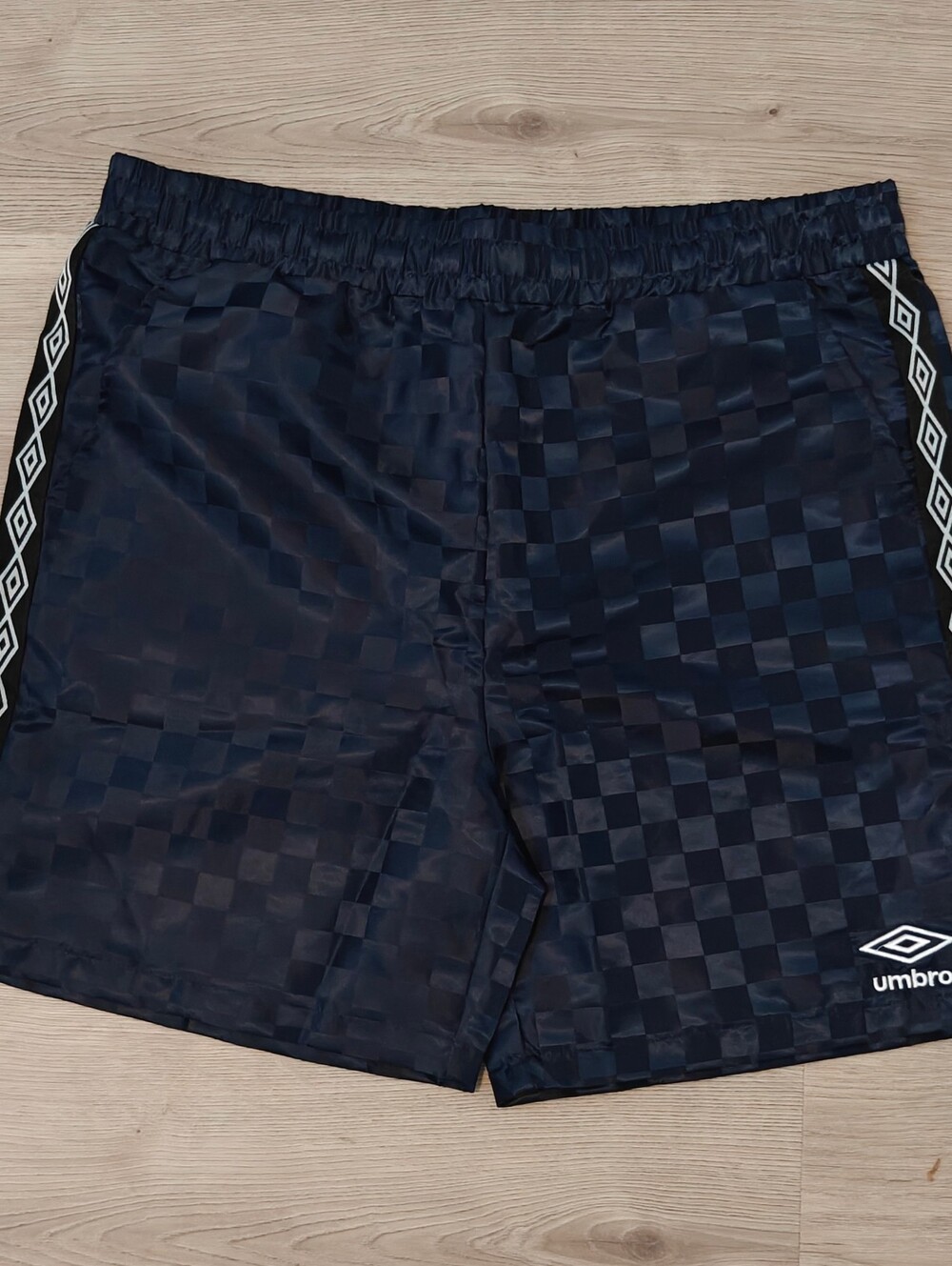 Umbro Navy Shorts Men's Size Small Brand New With Tags